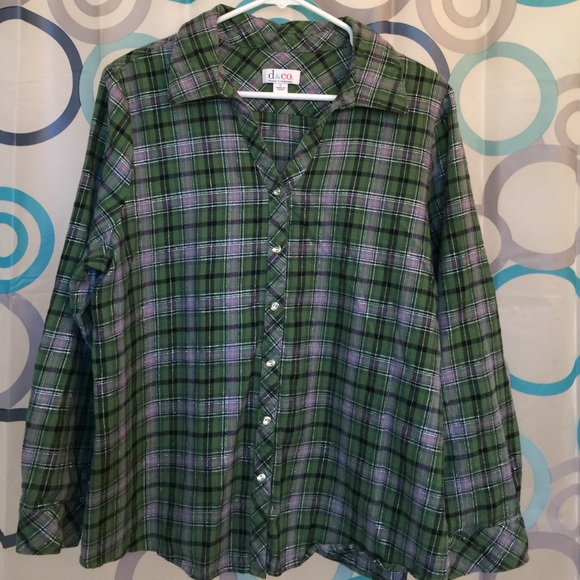Denim & Company Tops - Denim & Company top green nice long sleeve Large