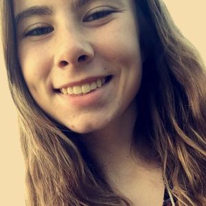 Meet your Posher, Dana