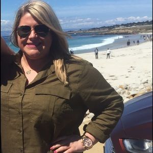 Meet your Posher, Briana