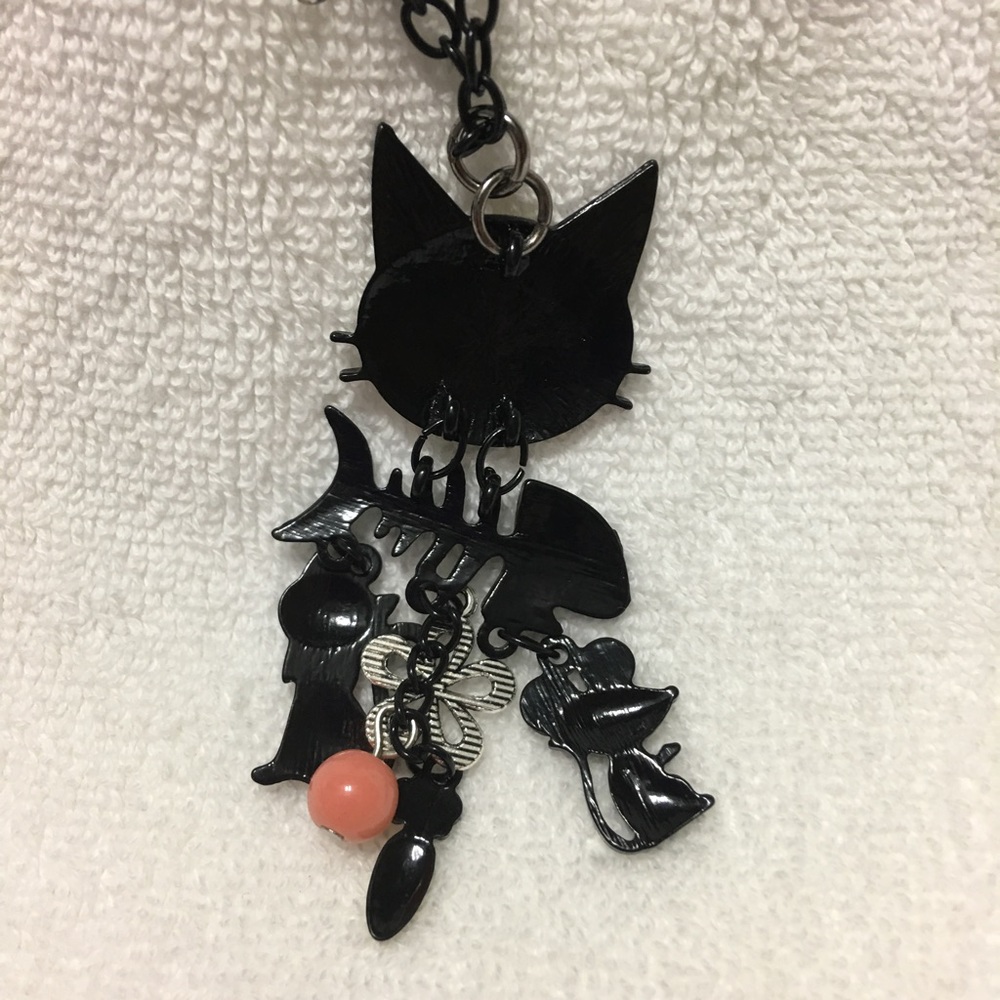 Cat & Charms Necklace - Picture 4 of 4