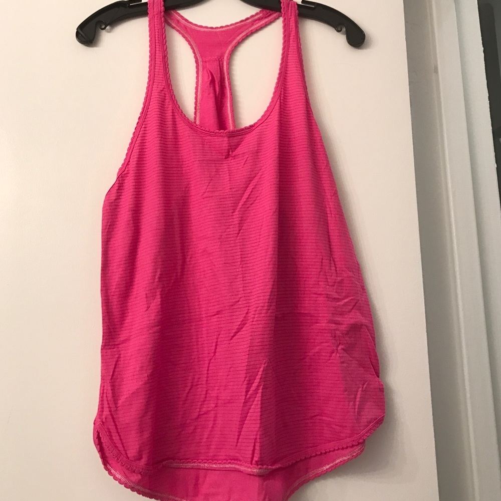 Lululemon pink racerback tank size 6