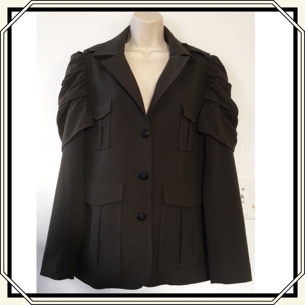 Literature Noir Ruffled sleeve Military green Coat