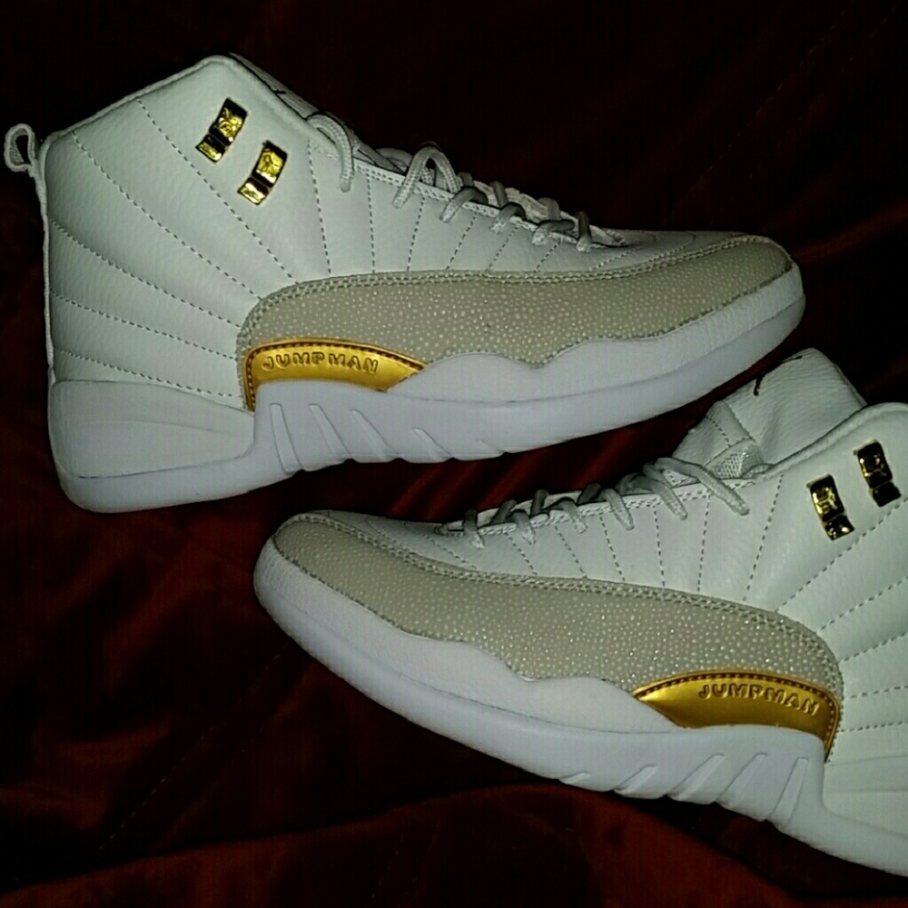 Jordan retro 12's ovo size 8 men's