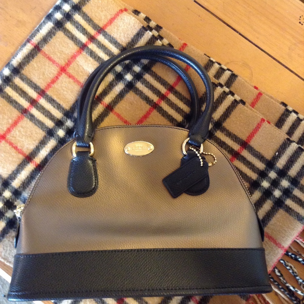 COACH MINI CORA DOME SATCHEL 👜