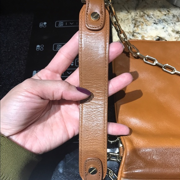 SOLD Tory Burch clutch - Picture 3 of 4