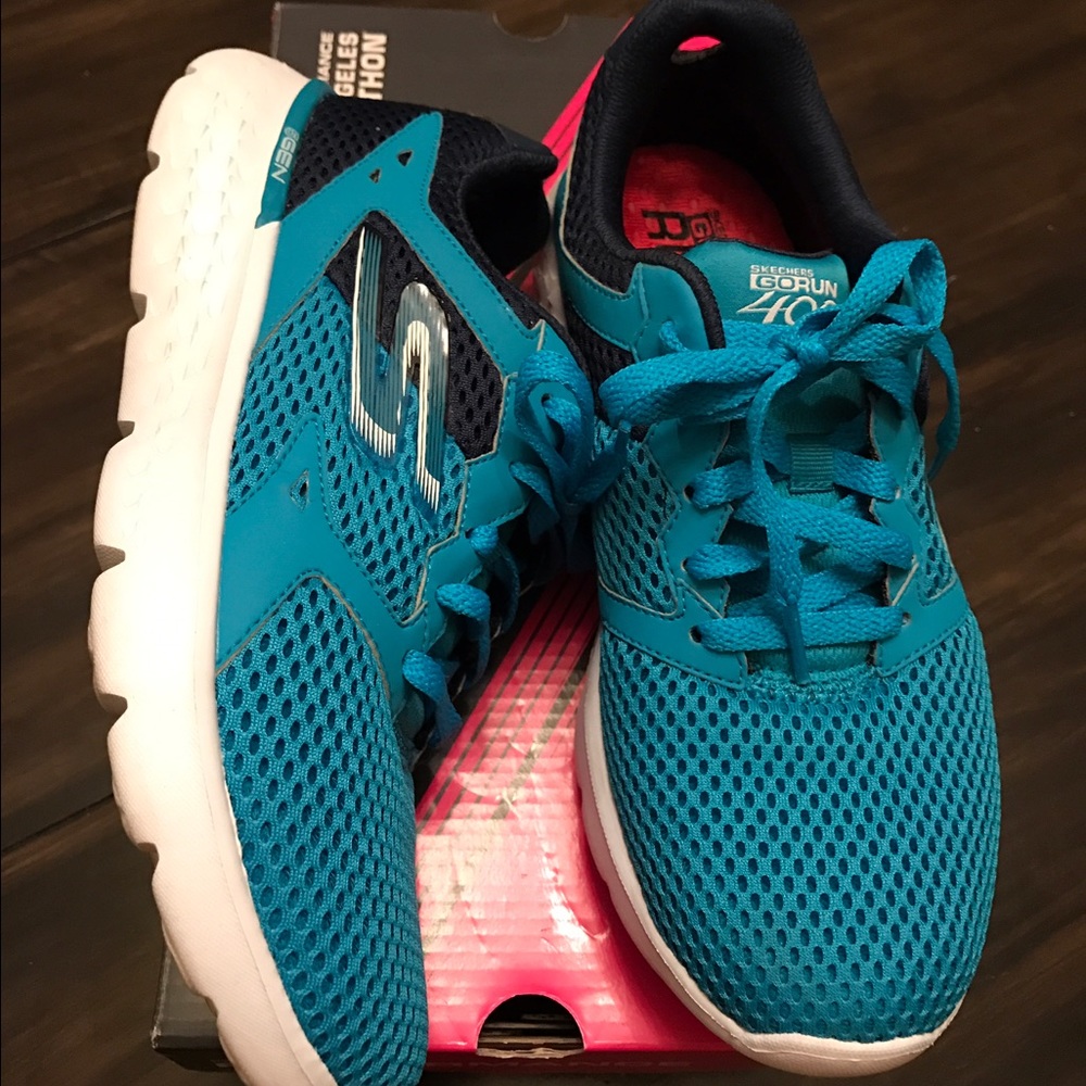 Blue Skechers Go Run 400