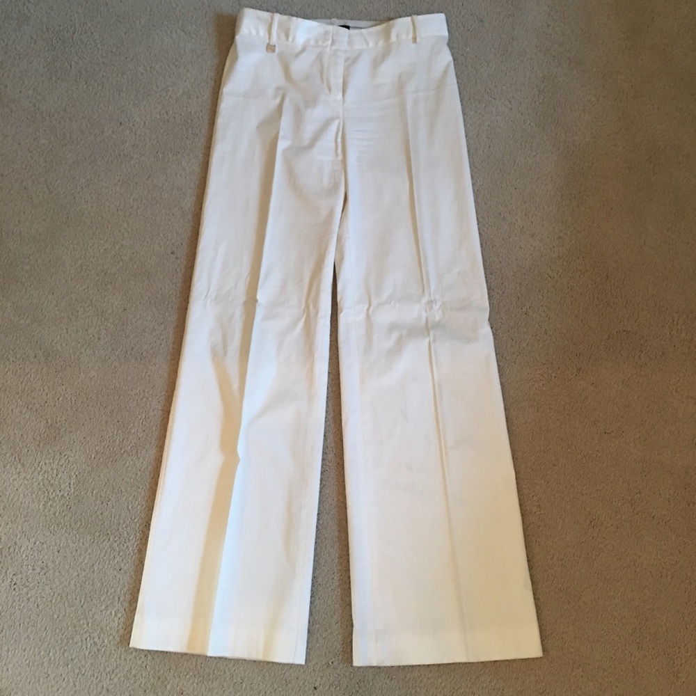 CHIC SIZE 4 BCBG MAX AZRIA WHITE COTTON TROUSER!!!