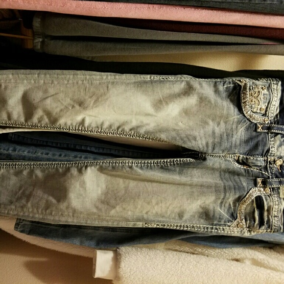 Jeans - Picture 2 of 4