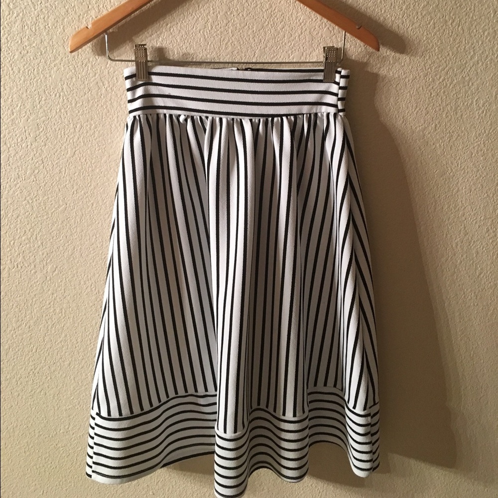 Striped midi skirt
