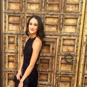 Meet your Posher, Janelle