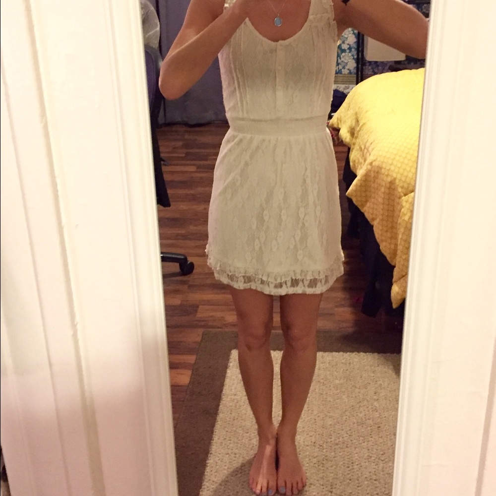 Fulltilt- Cream Lace Dress ✨