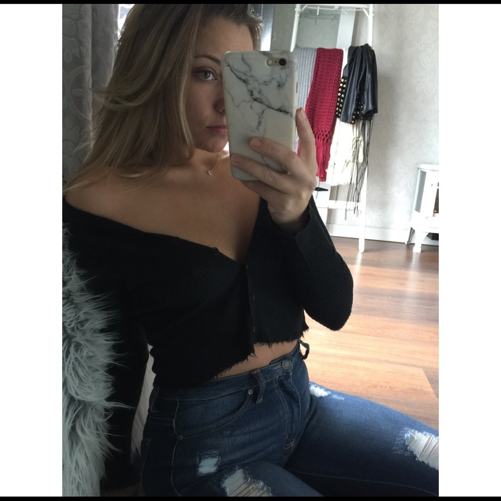 SOLDOUT || Dev Crop - Picture 2 of 4