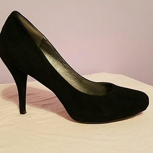 Banana Republic Mad Men heels