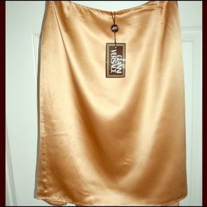 Versace gold silk flirty skirt.