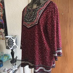 Maroon tunic top