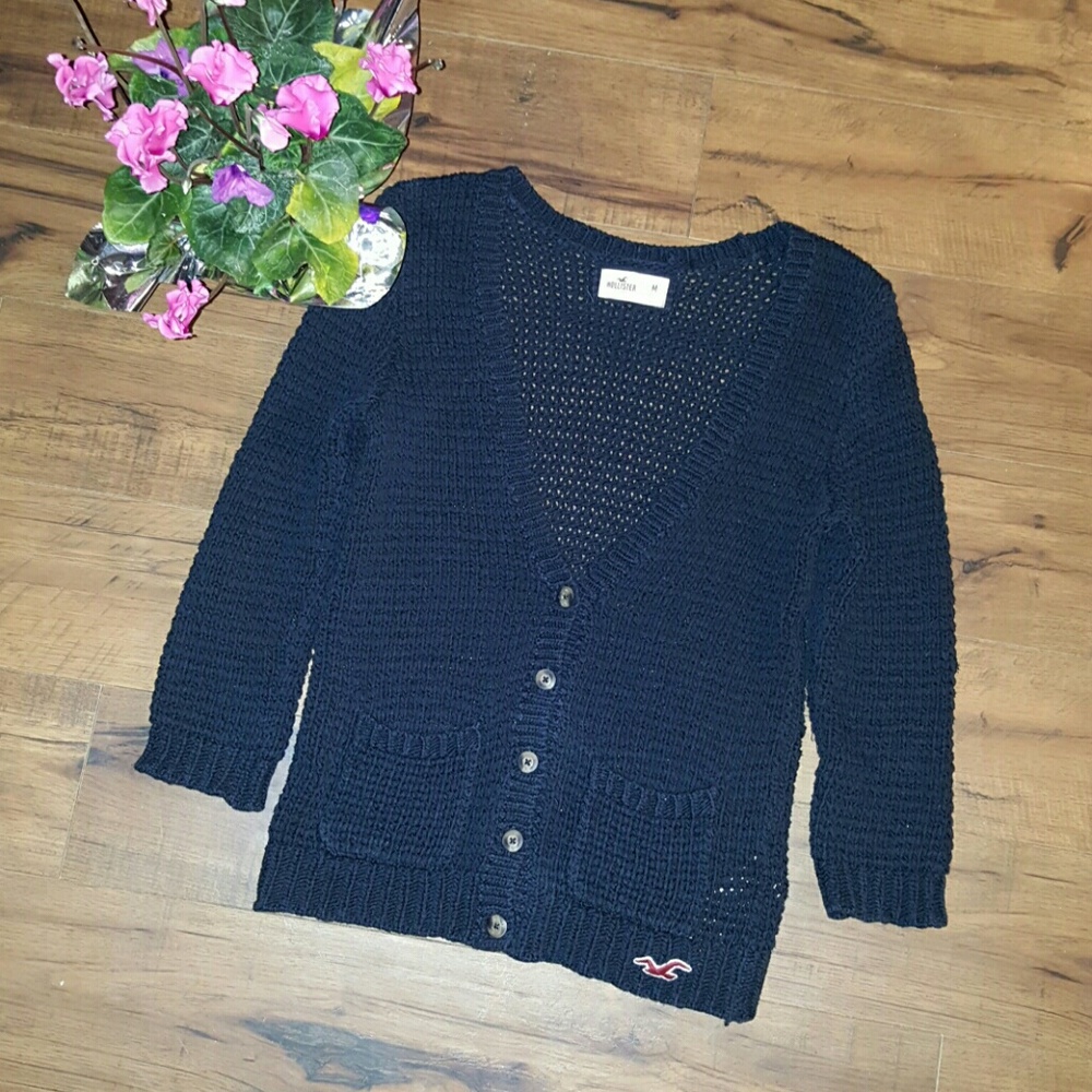 Like New Hollister Sweater