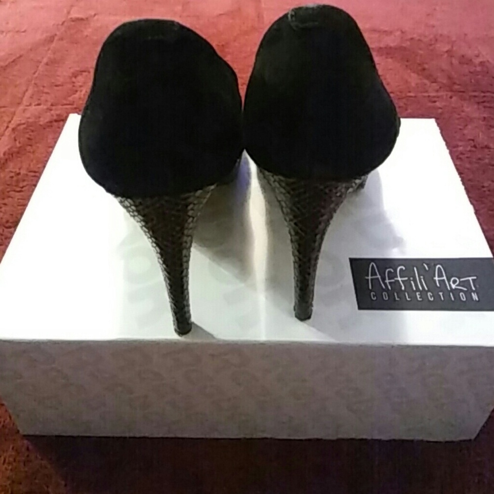 Shoe