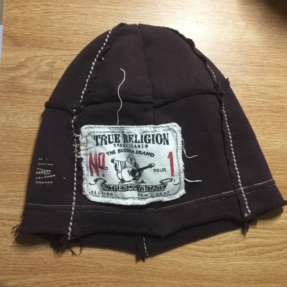 TRUE RELIGION BROWN BEANIE