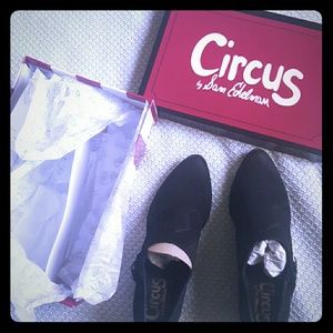 Circus by Sam Edelman ankle boots