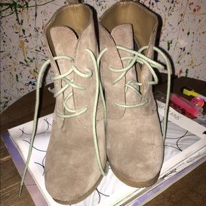 Suede light grey wedge booties