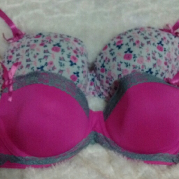 SOLD - Picture 2 of 4