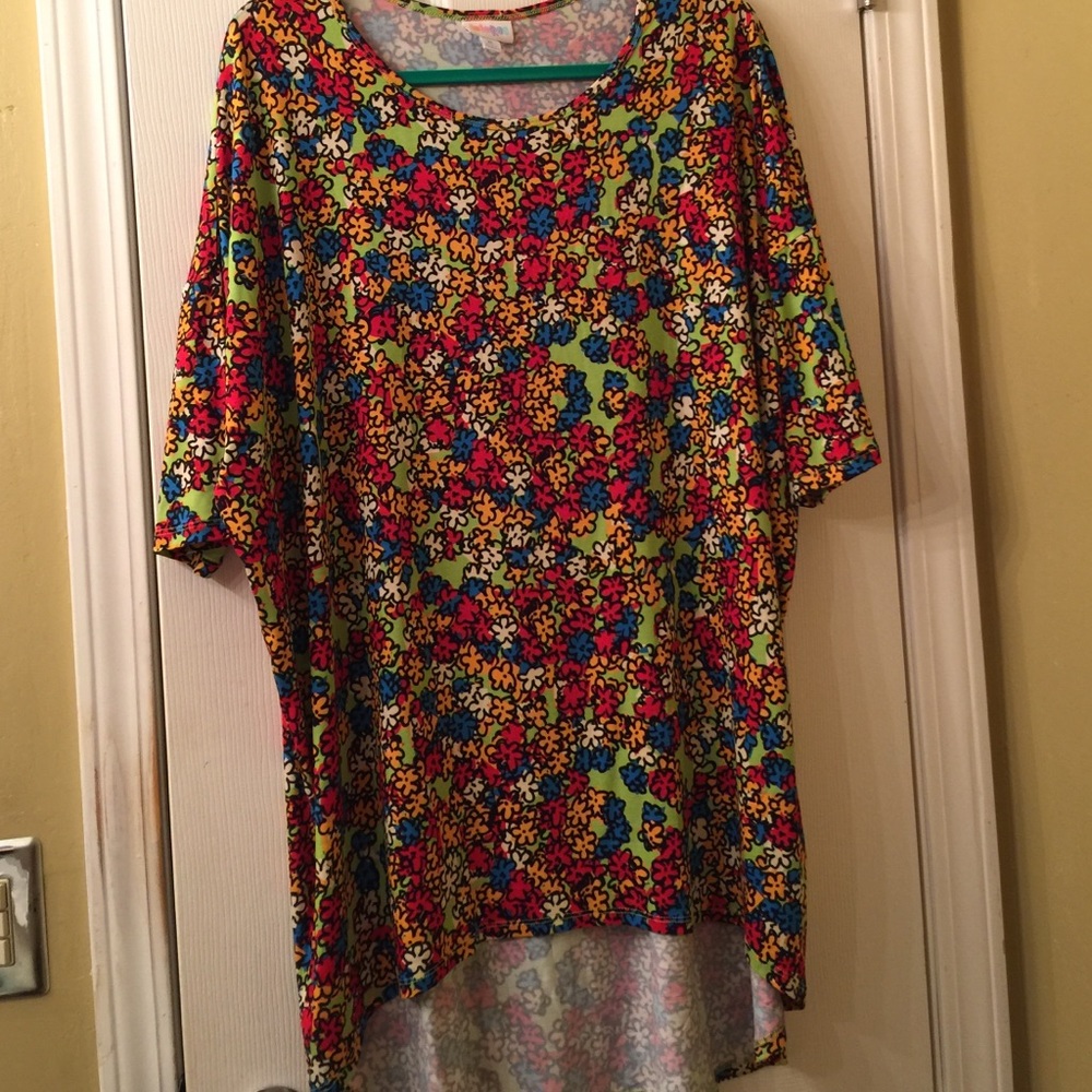 🎉 New, XL LuLaRoe Irma,
