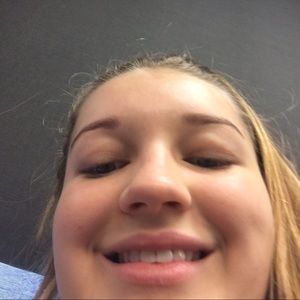 Meet your Posher, Izzy