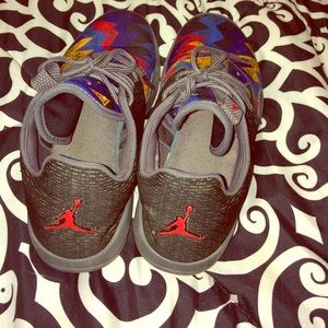 Woman's Jordans #Yay!Yay!J's only 30$ 😊