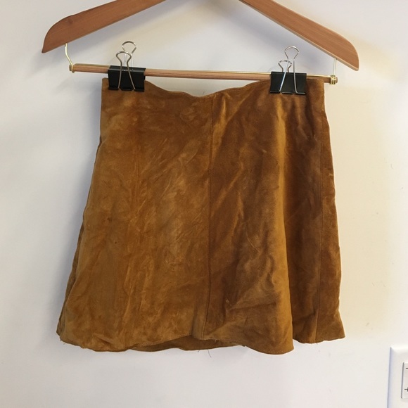 Zara Dresses & Skirts - Zara A-Iine Suede Mini Skirt