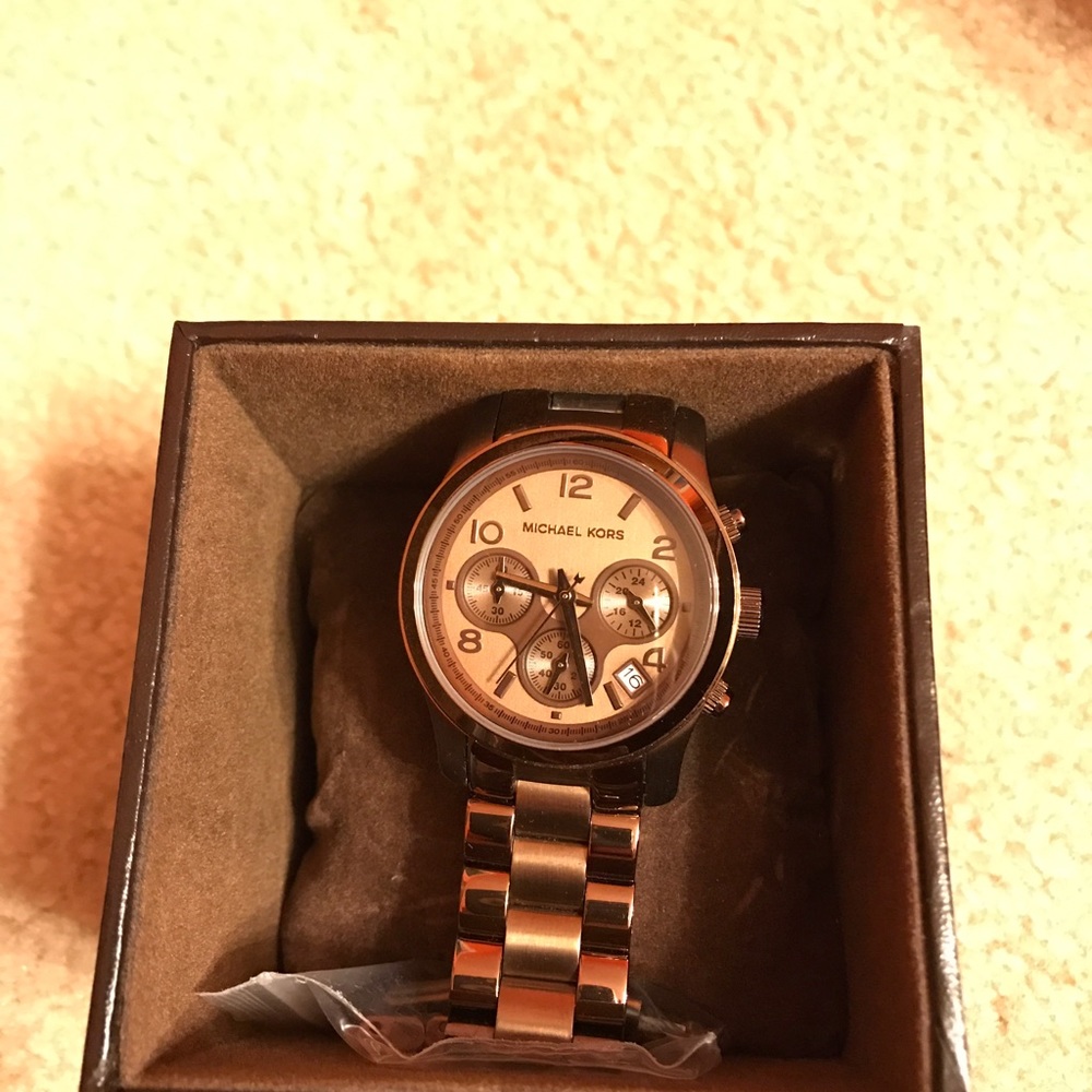MK watch