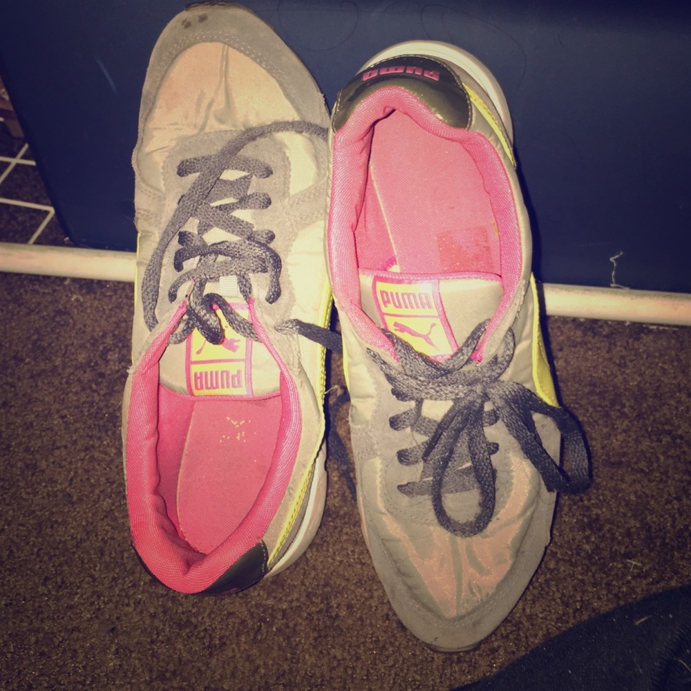 Puma sneakers
