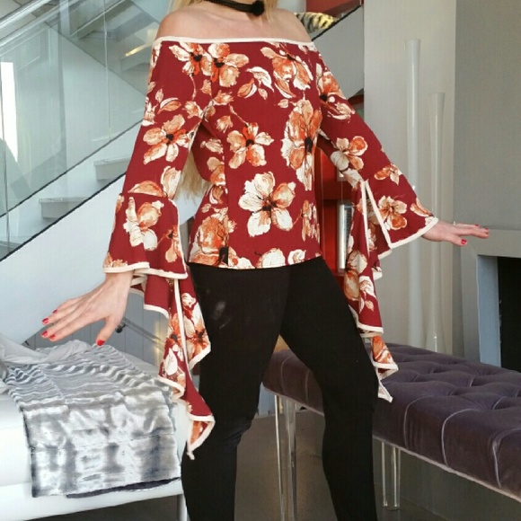 🔥LAST 1🔥Floral detail top off the shoulder - Picture 2 of 3