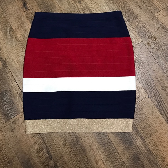 Guess by Marciano Dresses & Skirts - Guess by Marciano Striped Body-con Mini Skirt Med