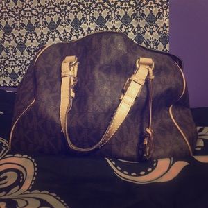 Biggest Flashsale‼️ authentic