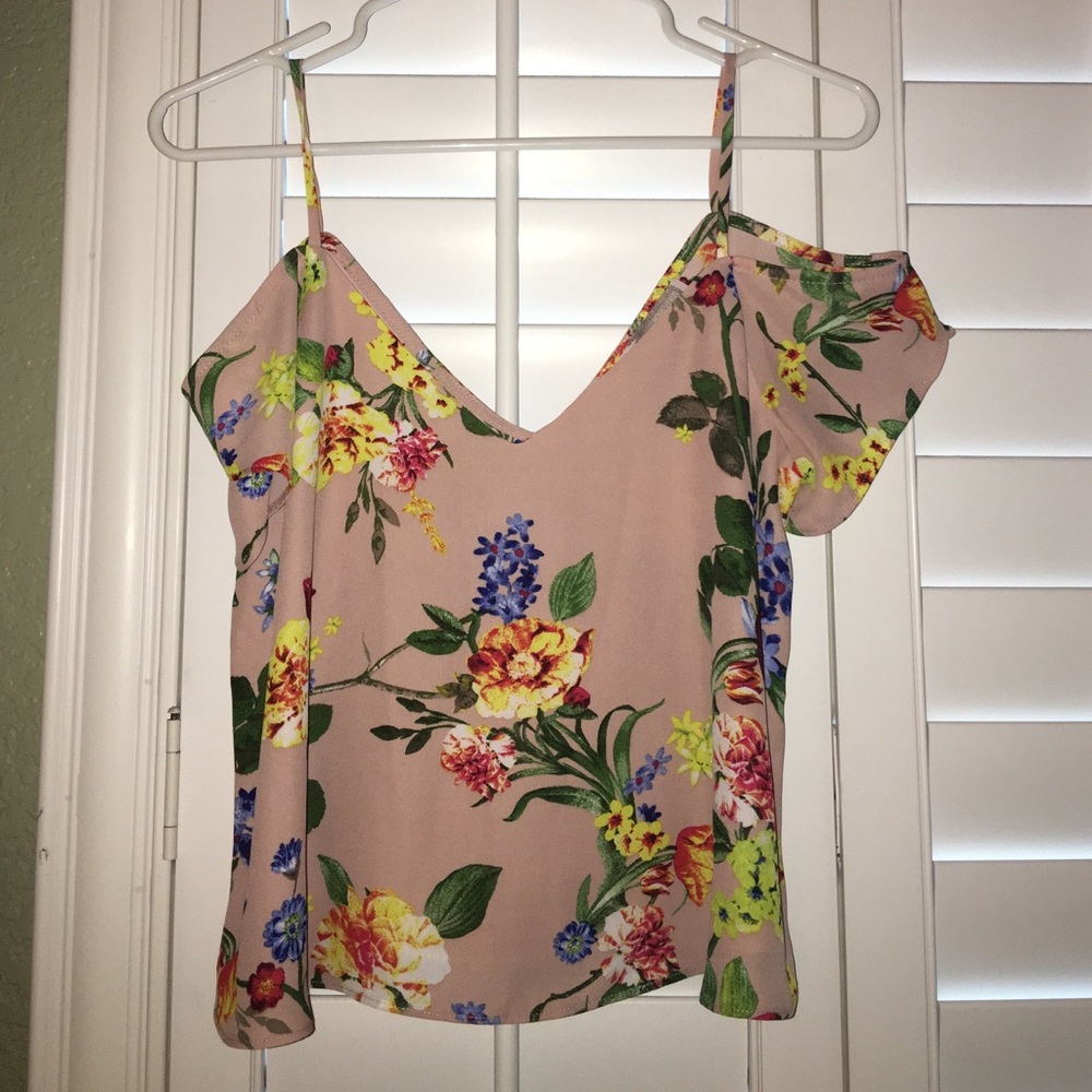 Nude floral open sleeve tank top