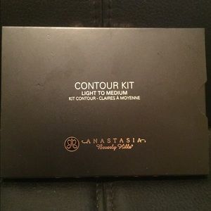 Anastasia contour makeup kit. Never used.