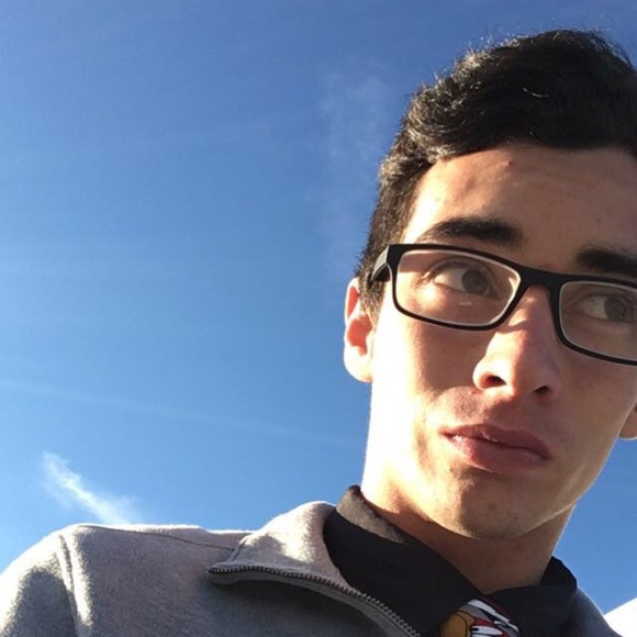 Meet your Posher, David - Picture 1 of 1