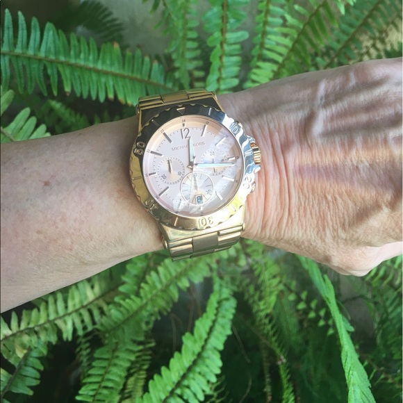 Accessories - ❄️Michael Kors rose gold watch❄️