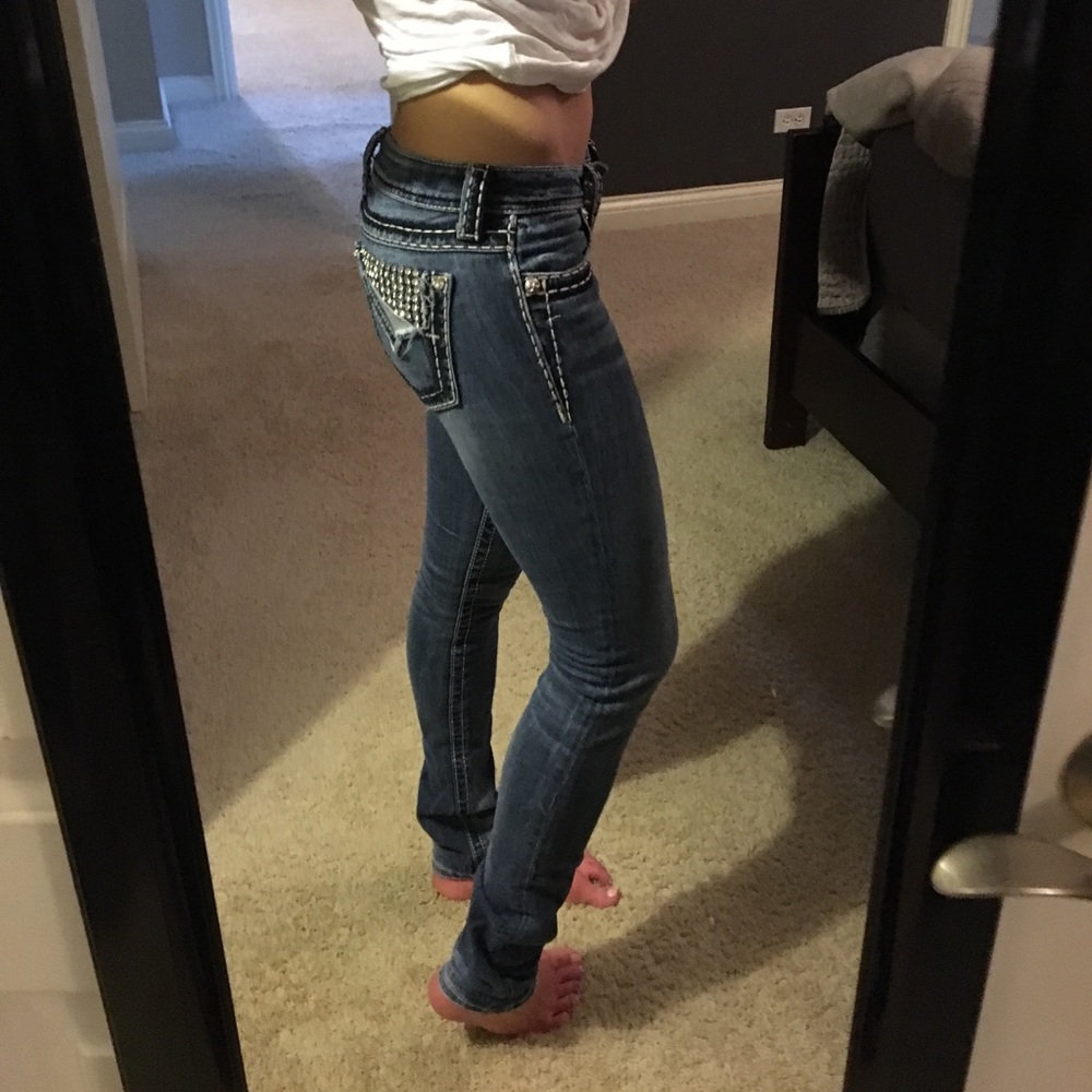 Skinny Miss Me's Size 25