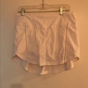 Lululemon Running skirt size 8
