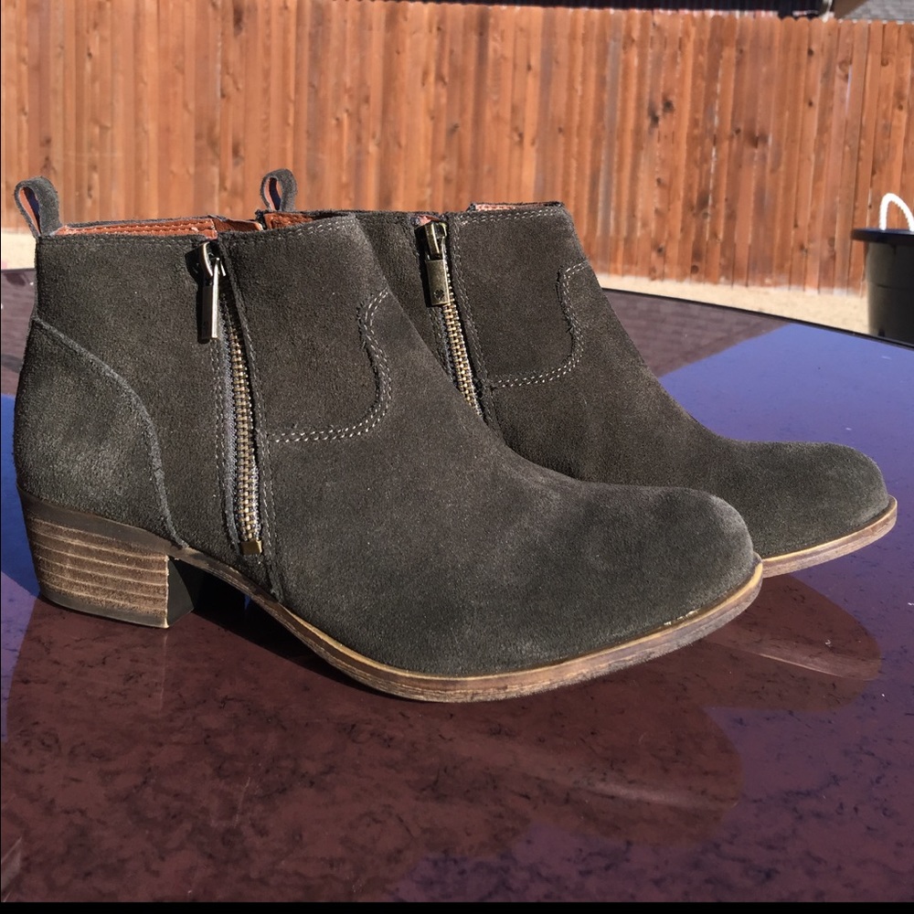 Lucky Brand Dark Green Booties