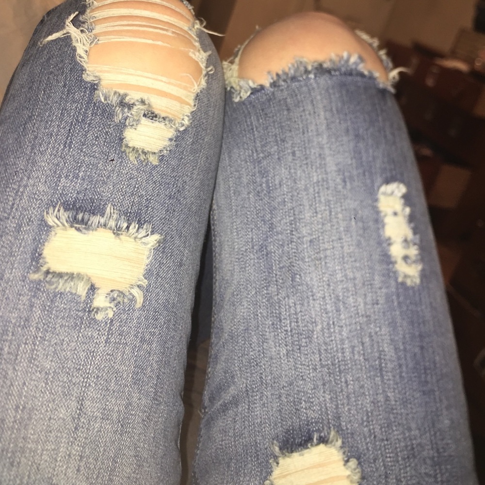 Vintage Mid Rise Ripped Skinny Jeans