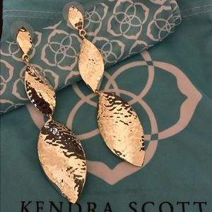 Kendra Scott Tilly Gold Earrings