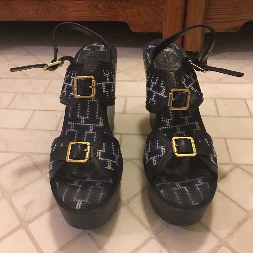 Tory Burch blue resort wedges sz 8