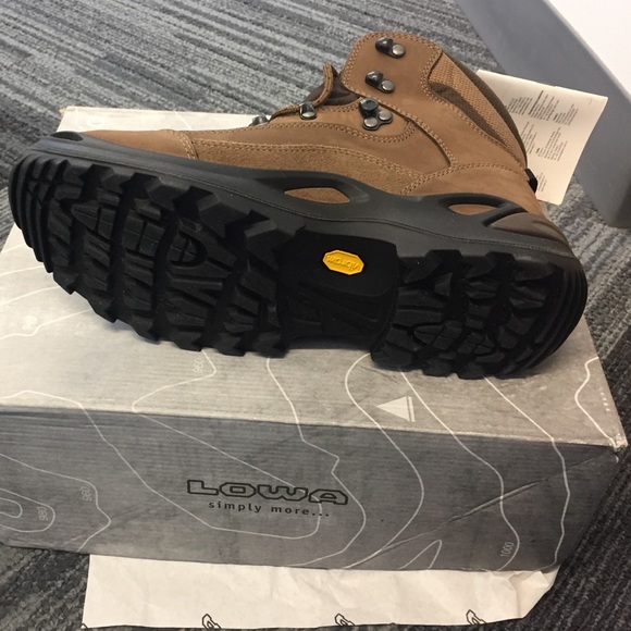 Lowa Renegade GTX Mid | Shop at GOHUNT Lowa hiking boots