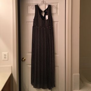 Pea in the Pod Maxi-dress