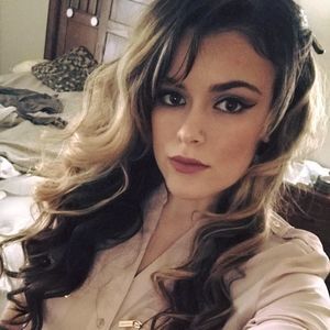 Meet your Posher, Casey