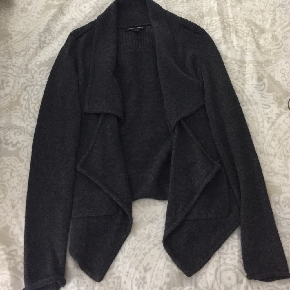 Banana republic grey shawl cardigan with pockets