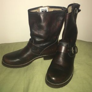 Frye Veronica Slouch "Shortie" in dark brown.