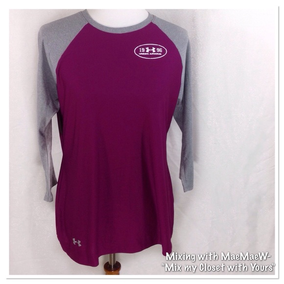 Under Armour Tops - Under Armour Heat Gear-Large